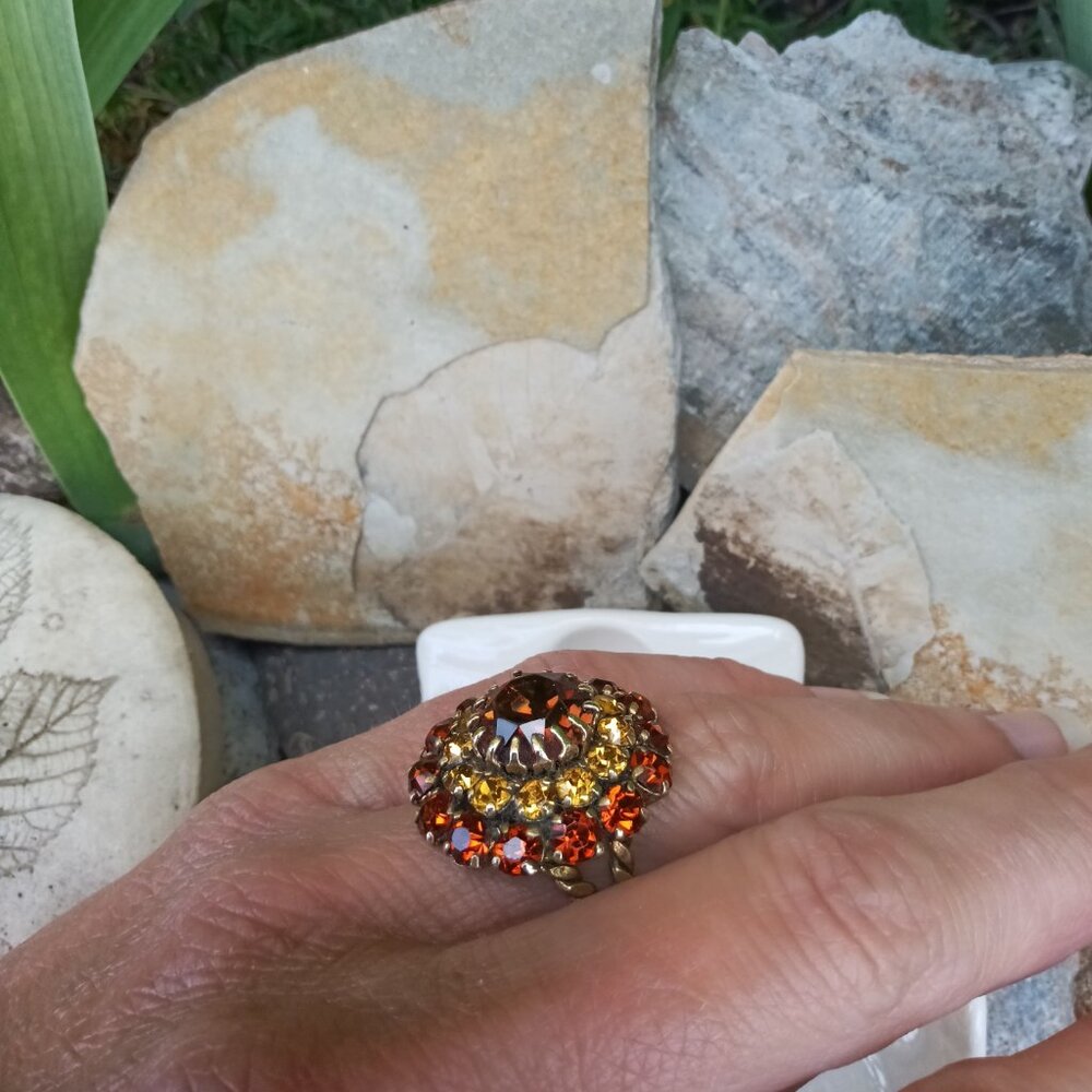 Vintage Austria Estate Oversized Adjustable Rhinestone Ring - Picture 7 of 7